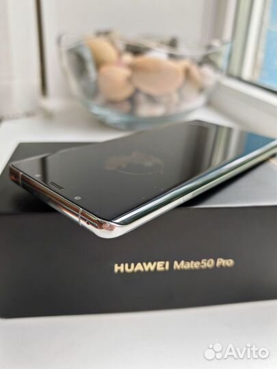 HUAWEI Mate 50 Pro, 8/256 ГБ