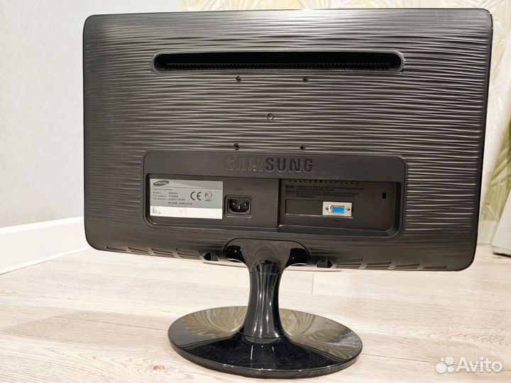 Монитор для компьютера б/у