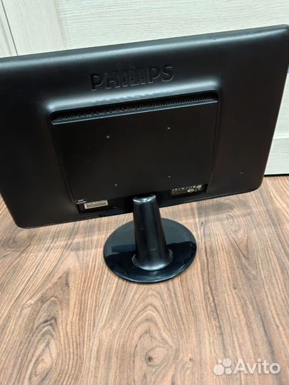 Монитор Philips