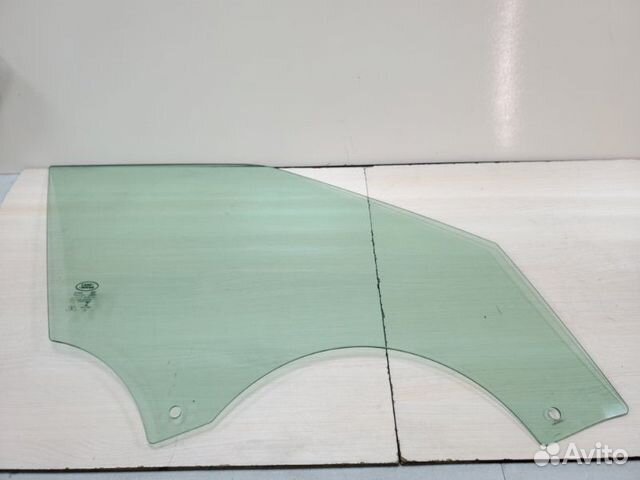 Стекло двери переднее правое Land Rover Velar 2019