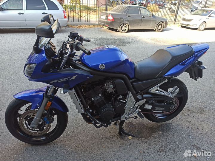 Yamaha FZ-1 (FZS1000 Fazer)