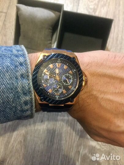 Часы наручные Guess W1094L2