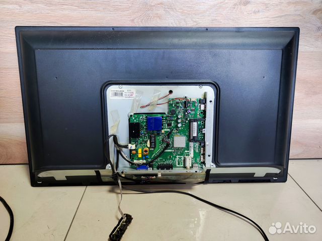 Телевизор Dexp H32D7000E (Разбор)(По запчастям)