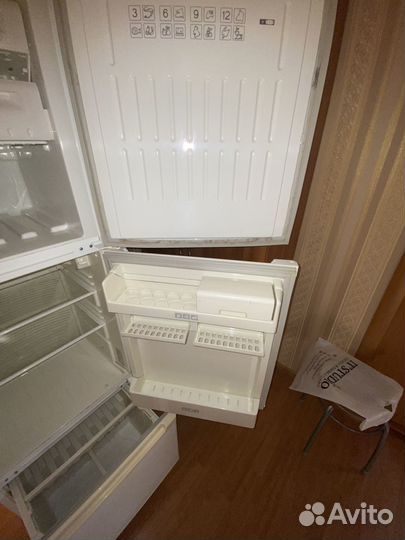 Холодильник stinol 104