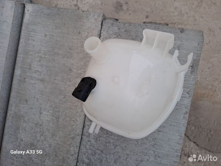 Расширительный бачок Вектра С