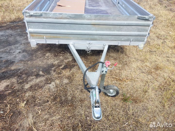 Прицеп легковой