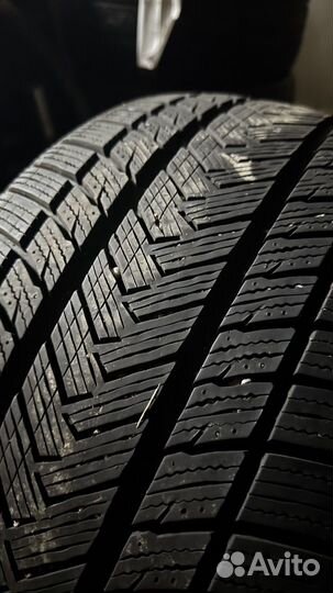 Gripmax Status Pro Winter 295/40 R21