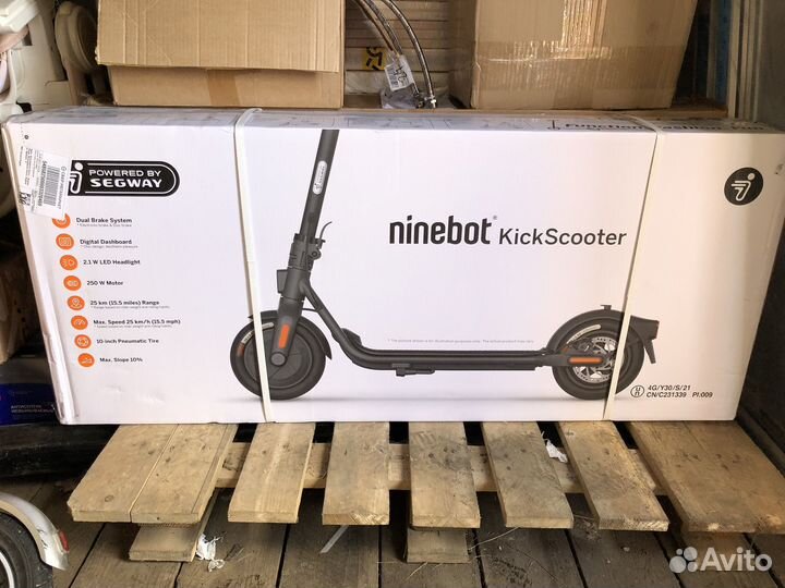 Электросамокат Ninebot Kickscooter F25E черный