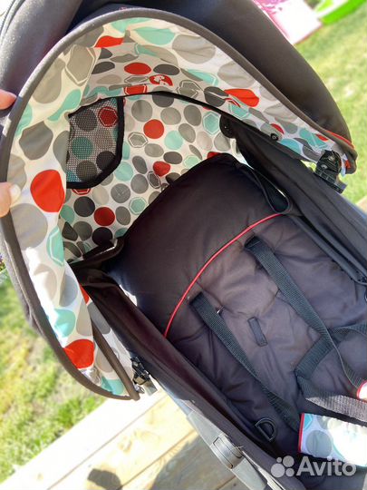 Прогулочная коляска трость