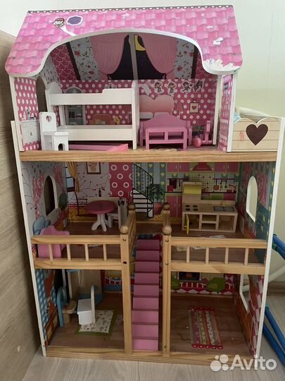 Домик кукольный