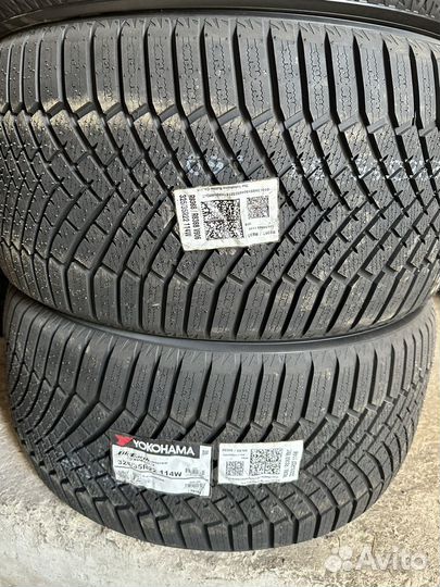 Yokohama BluEarth Winter V906 285/40 R22 и 325/35 R22 114W