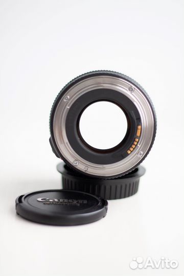 Объектив Canon EF 85mm f/1.8 USM