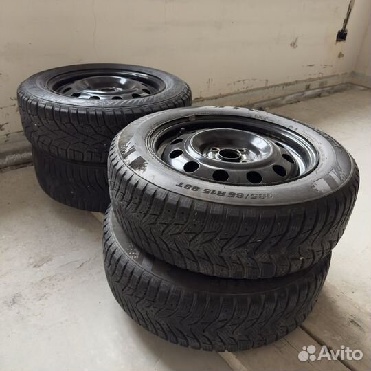 Kumho WinterCraft Ice WI31 185/65 R15 88T