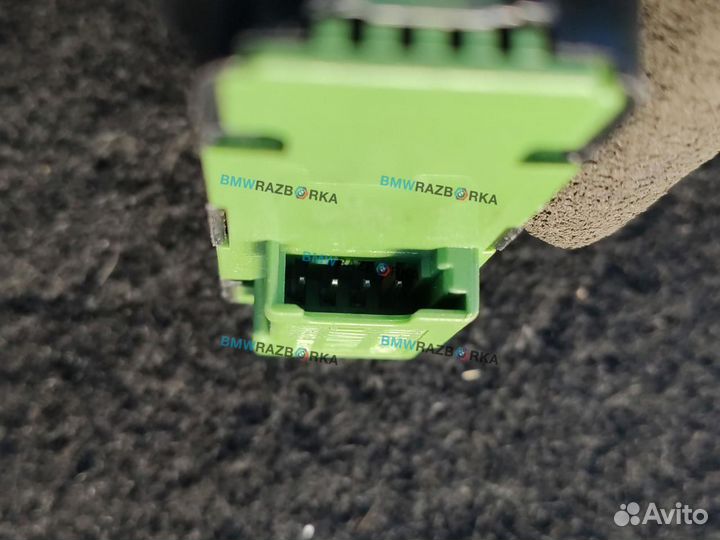 Кнопка открытия багажника BMW 5 F07/F10/F11 2012