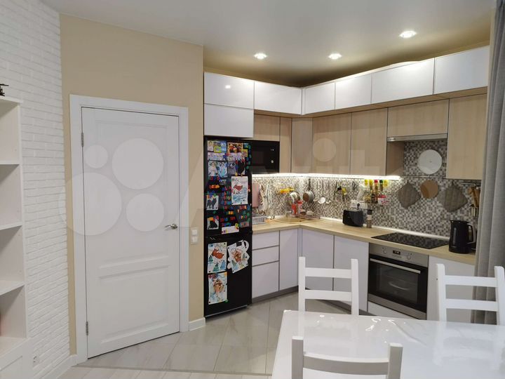 3-к. квартира, 57,7 м², 2/17 эт.