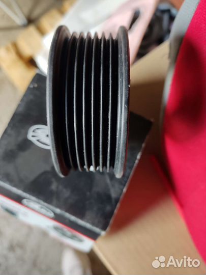 T38016 Gates ролик натяжителя