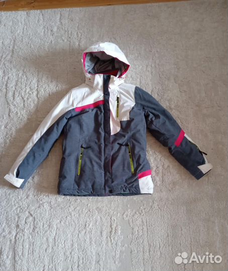 Спортивный костюм женский