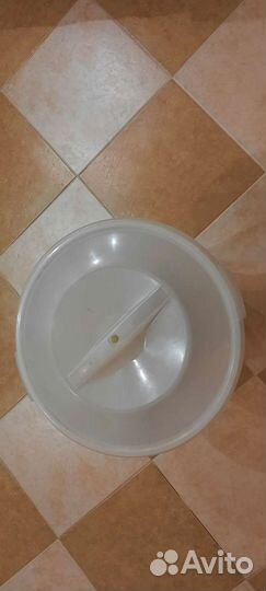 Ёмкость с крышкой