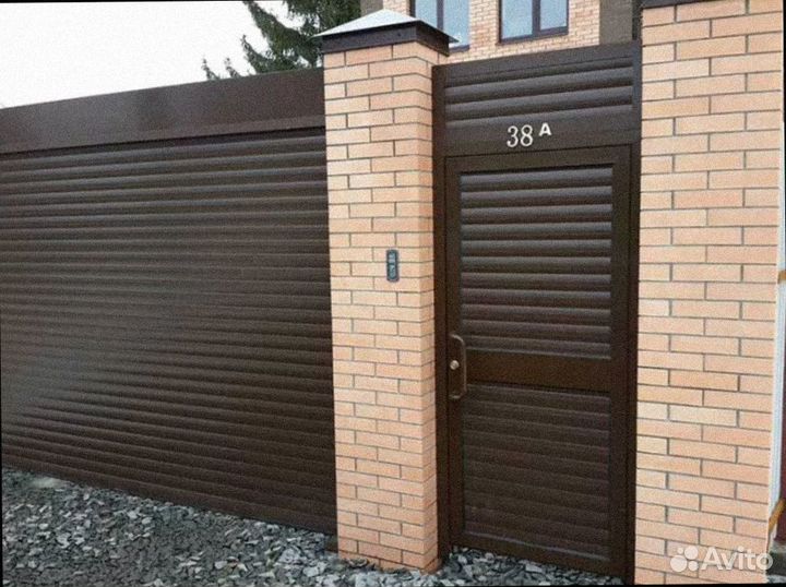 Двери гаражные калитка (алюминиевая)