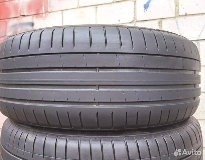Pirelli P Zero 235/55 R18 97V