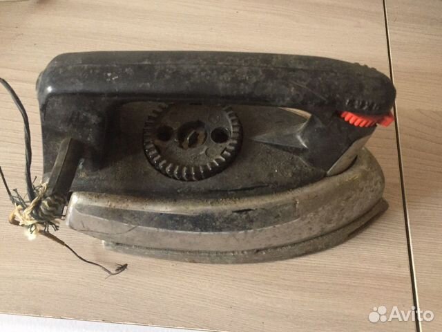 Утюг Утап СССР (1972)