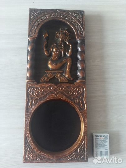 Старинная рама под зеркало