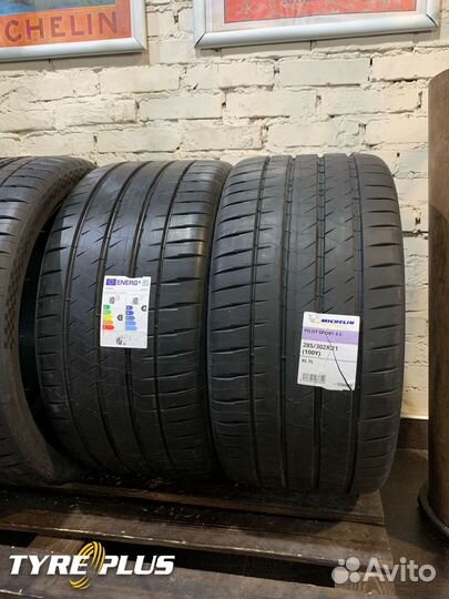 Michelin Pilot Sport 4 S 285/30 R21 и 255/35 R21 100Y
