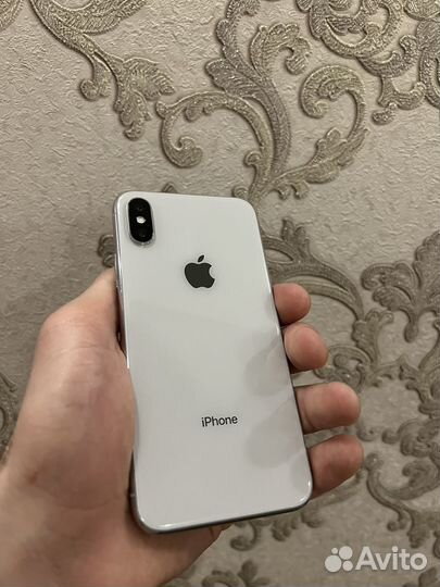 iPhone X, 64 ГБ