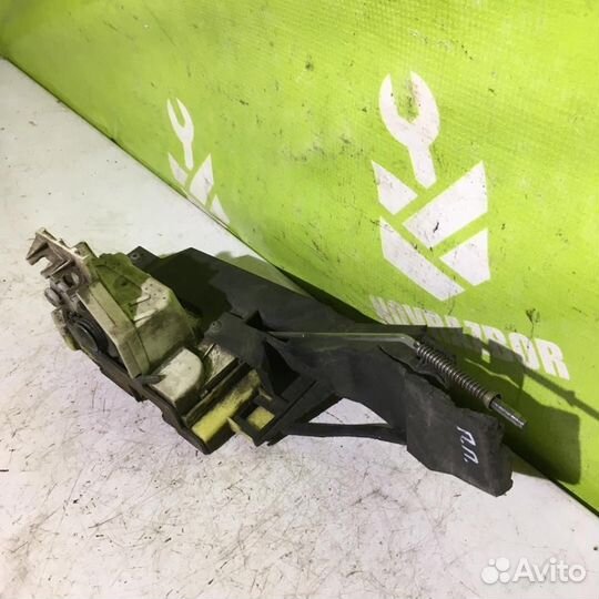 Замок двери передней правой Форд Фокус 1