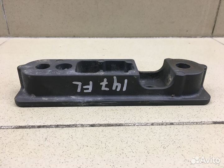 Кронштейн передней балки Forester (S11) 2002-2007