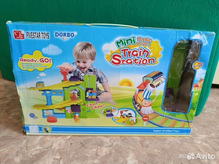 Детский игровой центр поезд с горкой