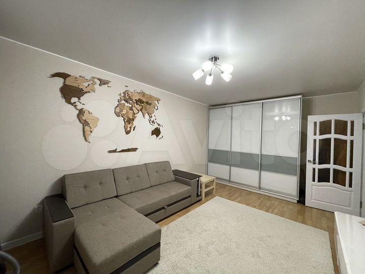 2-к. квартира, 54 м², 3/9 эт.