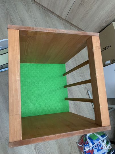 Мобильный мини-манеж на колесиках со стопорами