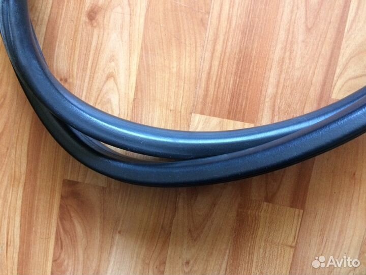 Уплотнитель задних дверей на кузов Hyundai Getz