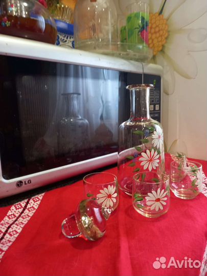 Графин ссср,редкий,ручная роспись- Ромашки