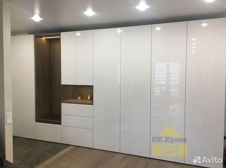 Встраиваемый шкаф