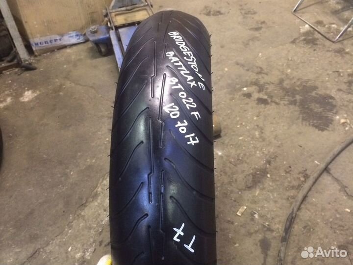 120/70/17 R17 bridgestone battlax BT022 (T7-2M)