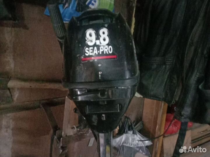 Лодка Ревера 320