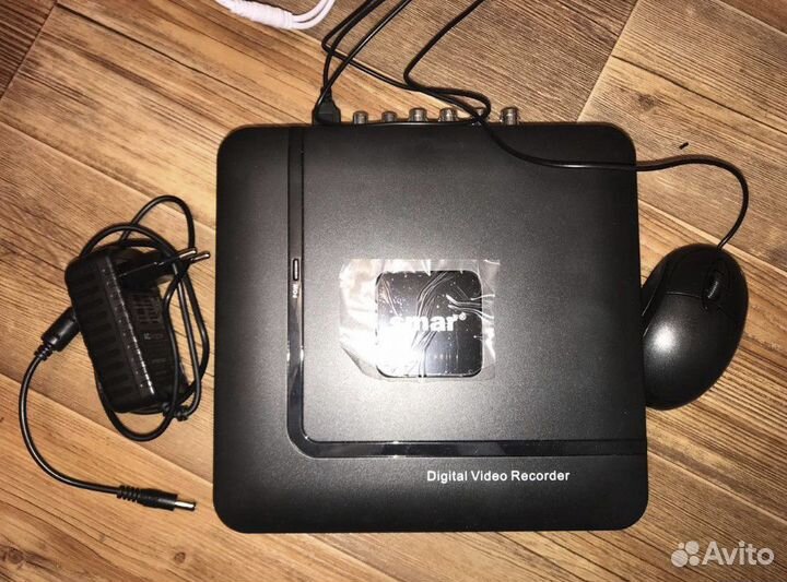 2 камеры 720P и видеорегистратор