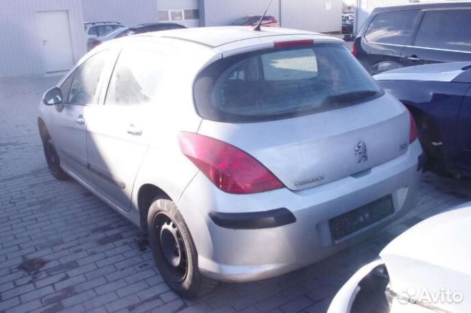 Peugeot 308 2008 г по запчастям