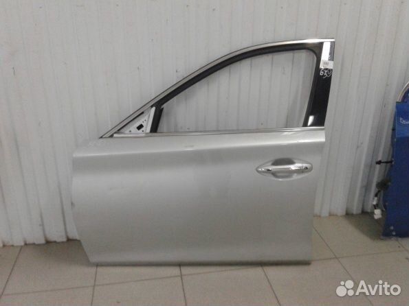 Передняя левая дверь Инфинити Q50