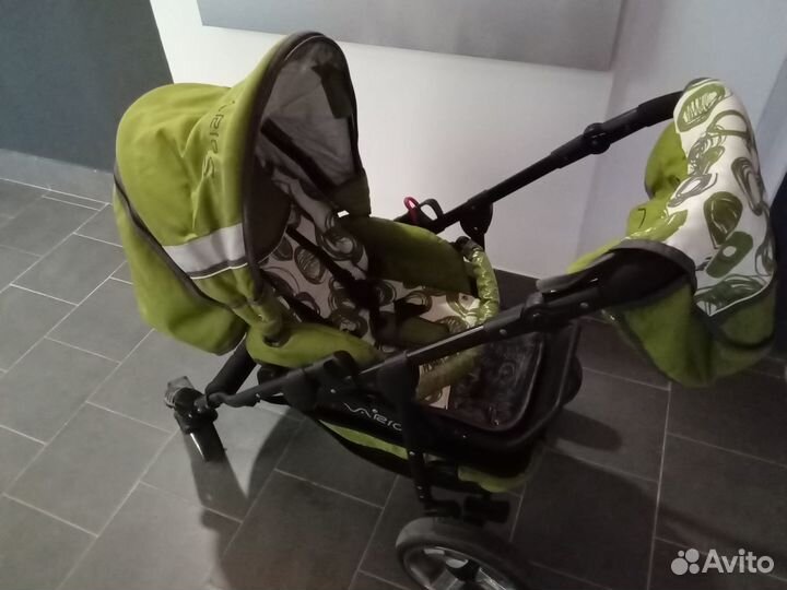 Продам коляску 3 в 1