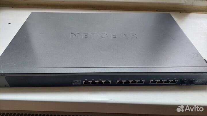 Netgear xs 712