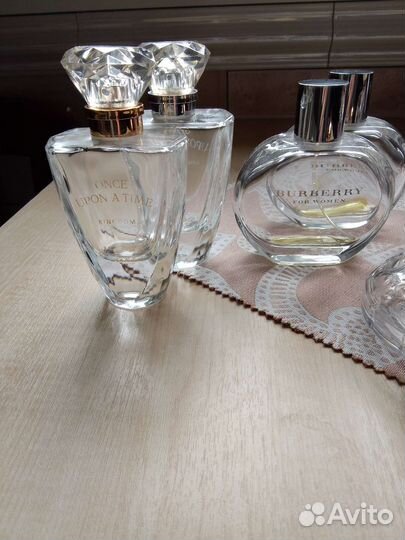 Флаконы из под женской парфюмерии
