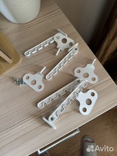 Фиксаторы для окон на микропроветривание