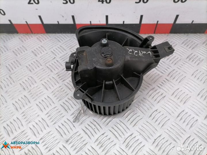 Моторчик печки Fiat Punto 2 рест. 2006 164330100