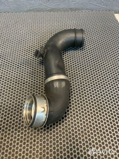 Патрубок интеркулера Bmw 335 Xi E92 N54 2007