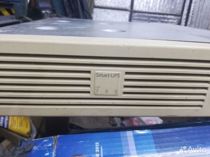 Ибп APC Smart-UPS 700va в стойку