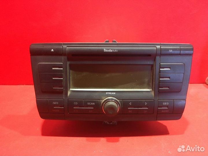 Магнитола Skoda Octavia A5 BGU 1.6 2007