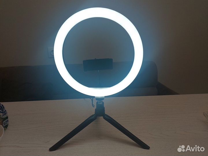 Кольцевая лампа